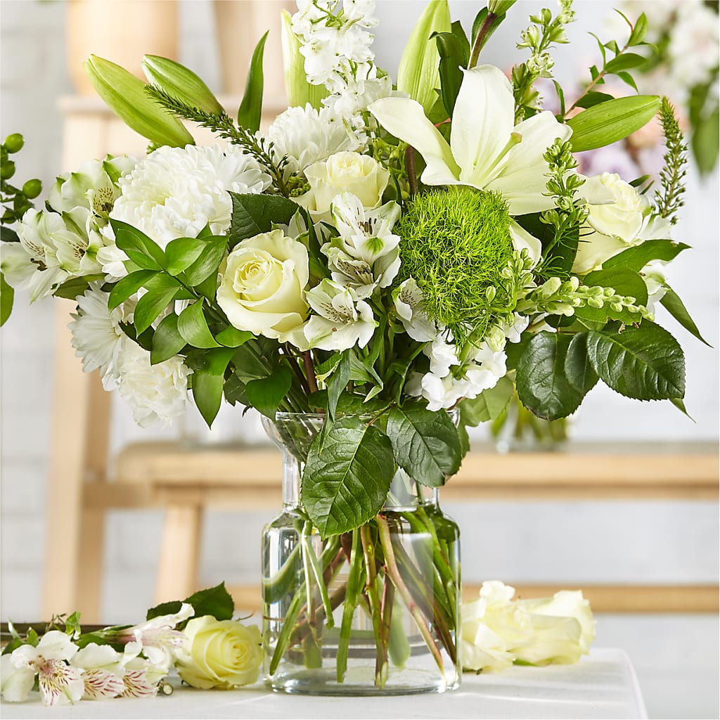 Classic Ivory – A Florist Original – Bakers, Wichita KS