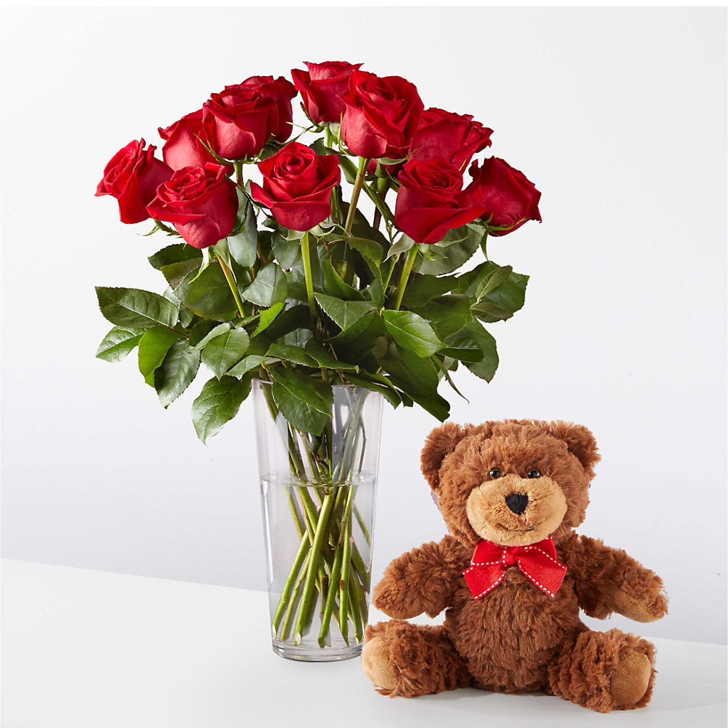 Romantic Long Stem Red Rose Bouquet Bundles –  Bakers, Wichita KS