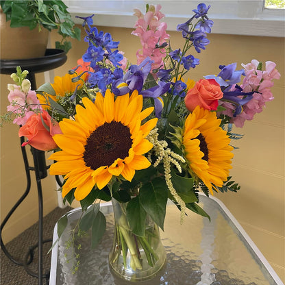 Rays of Life Bouquet –  Bakers, Wichita KS