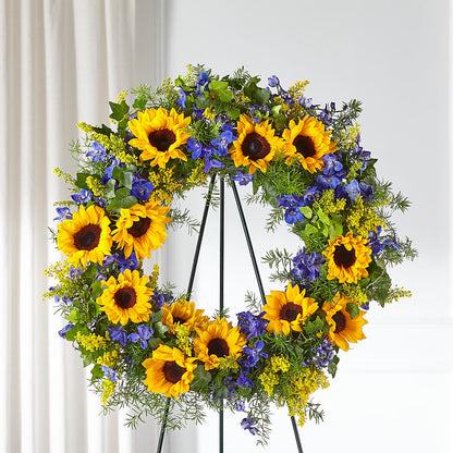Bright Rays Wreath –  Bakers, Wichita KS