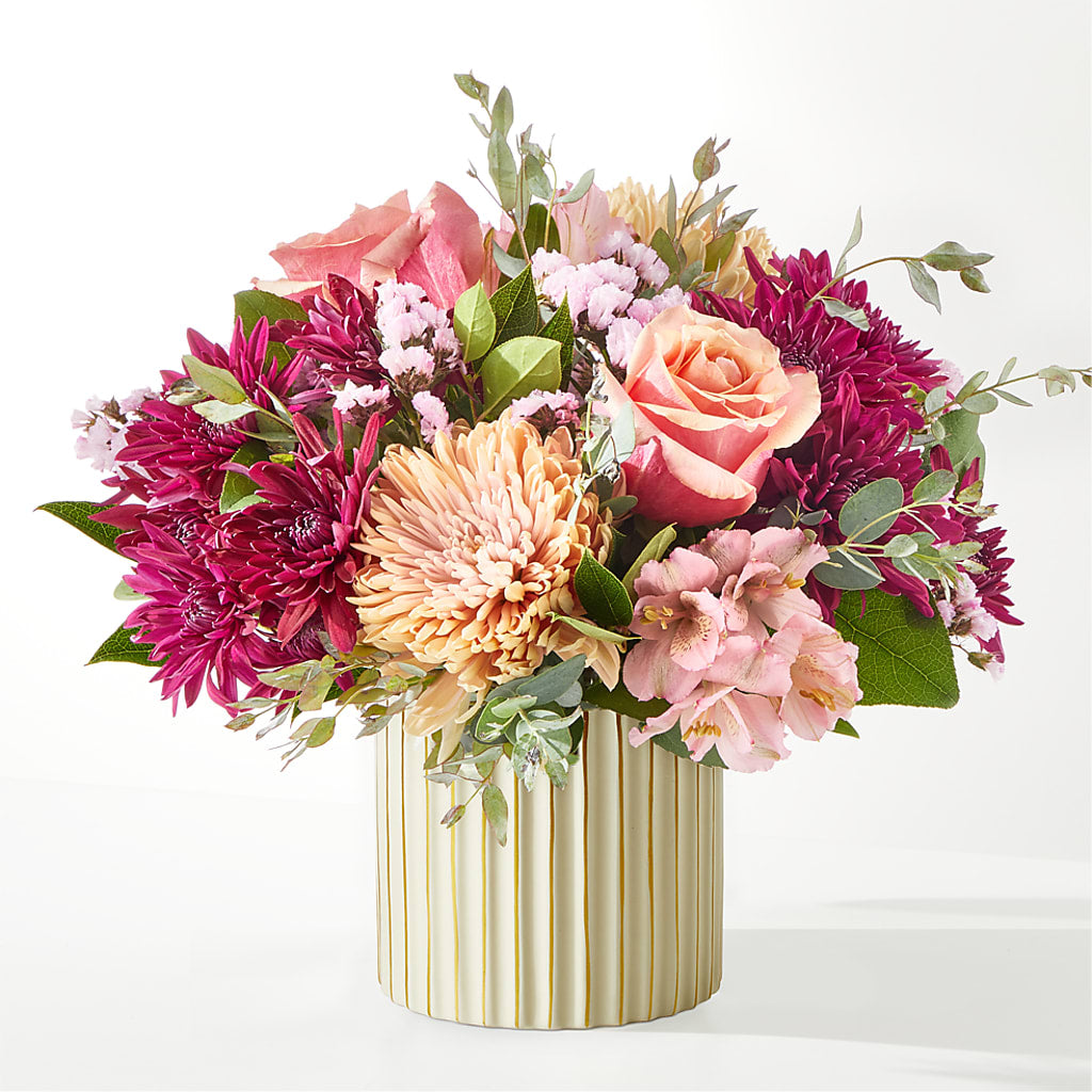 Berry Cobbler Bouquet with Ivory Vase –  Bakers, Wichita KS