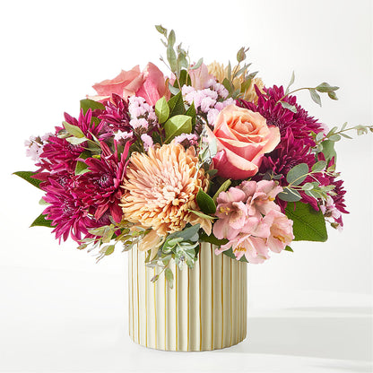 Berry Cobbler Bouquet with Ivory Vase –  Bakers, Wichita KS